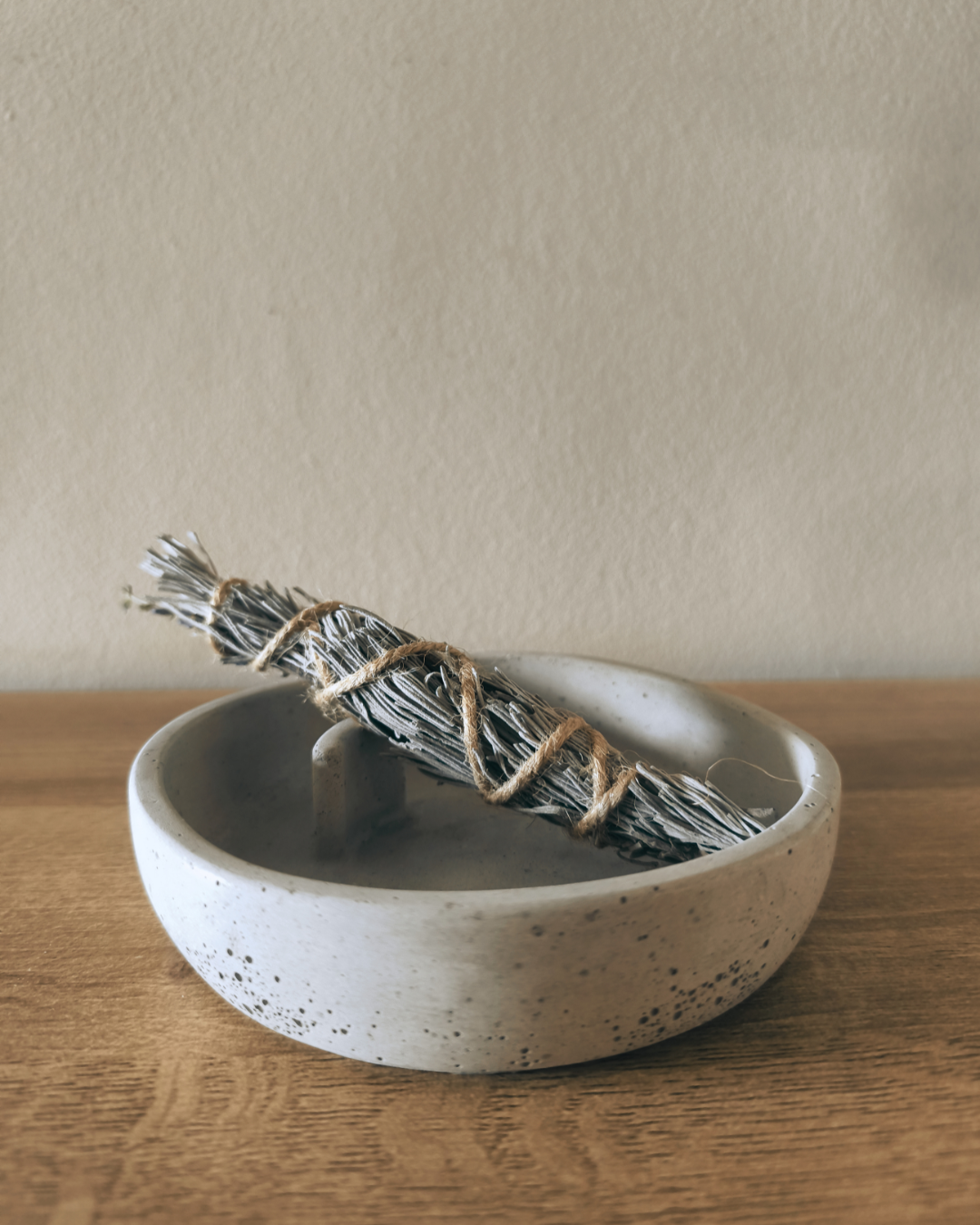 Eira – Quemador de palosanto y atado